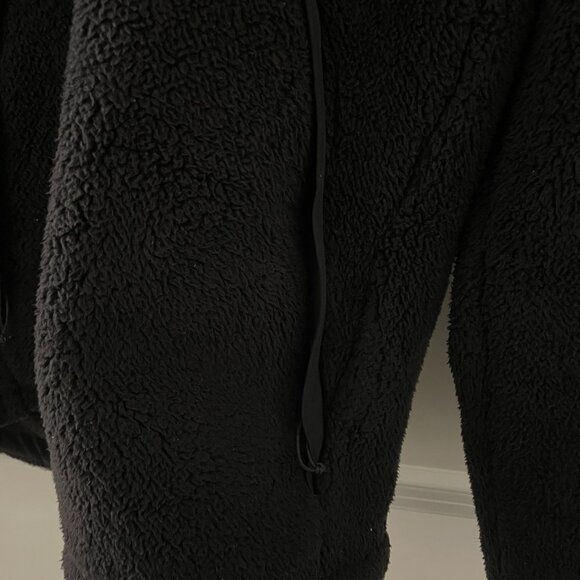 The North Face Black Men’s Campshire Fleece Hoodie - Picture 3 of 13